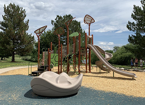 Playground features at Blue Heron Park